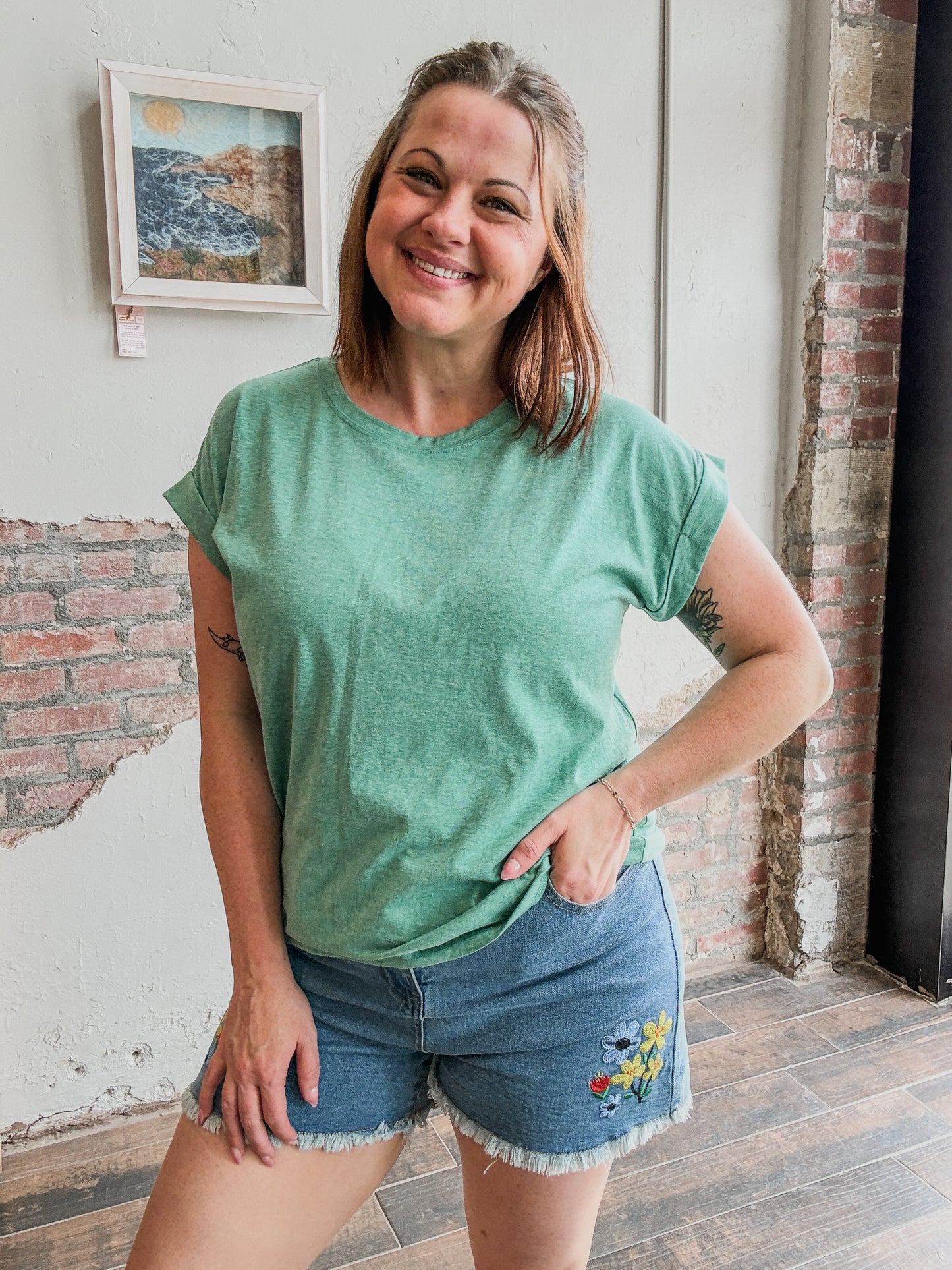 Everyday Basic Tee in Kelly Green