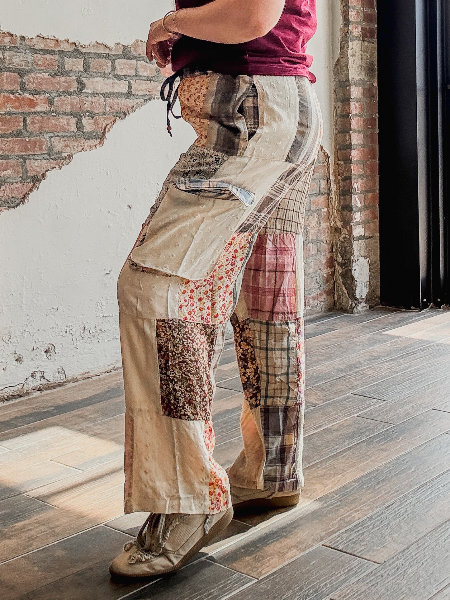Patch Me if You Can Cargo Pants in Tan