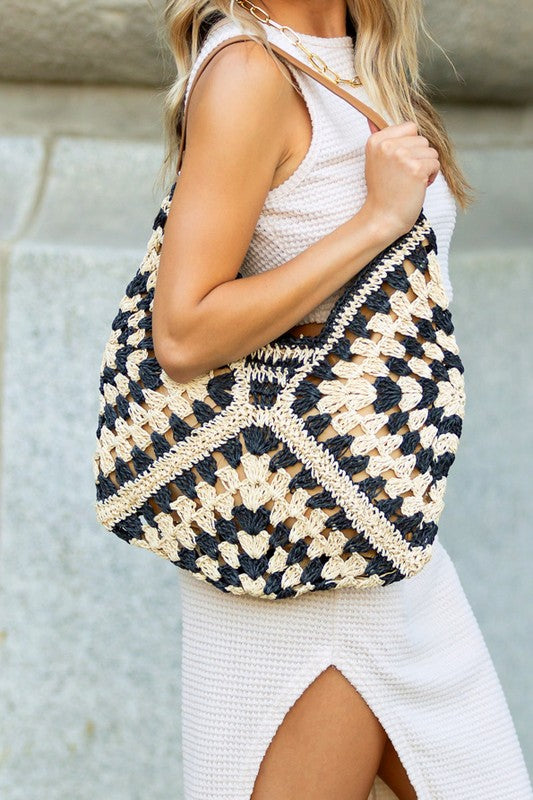 Seaside Woven Shoulder Bag in Black