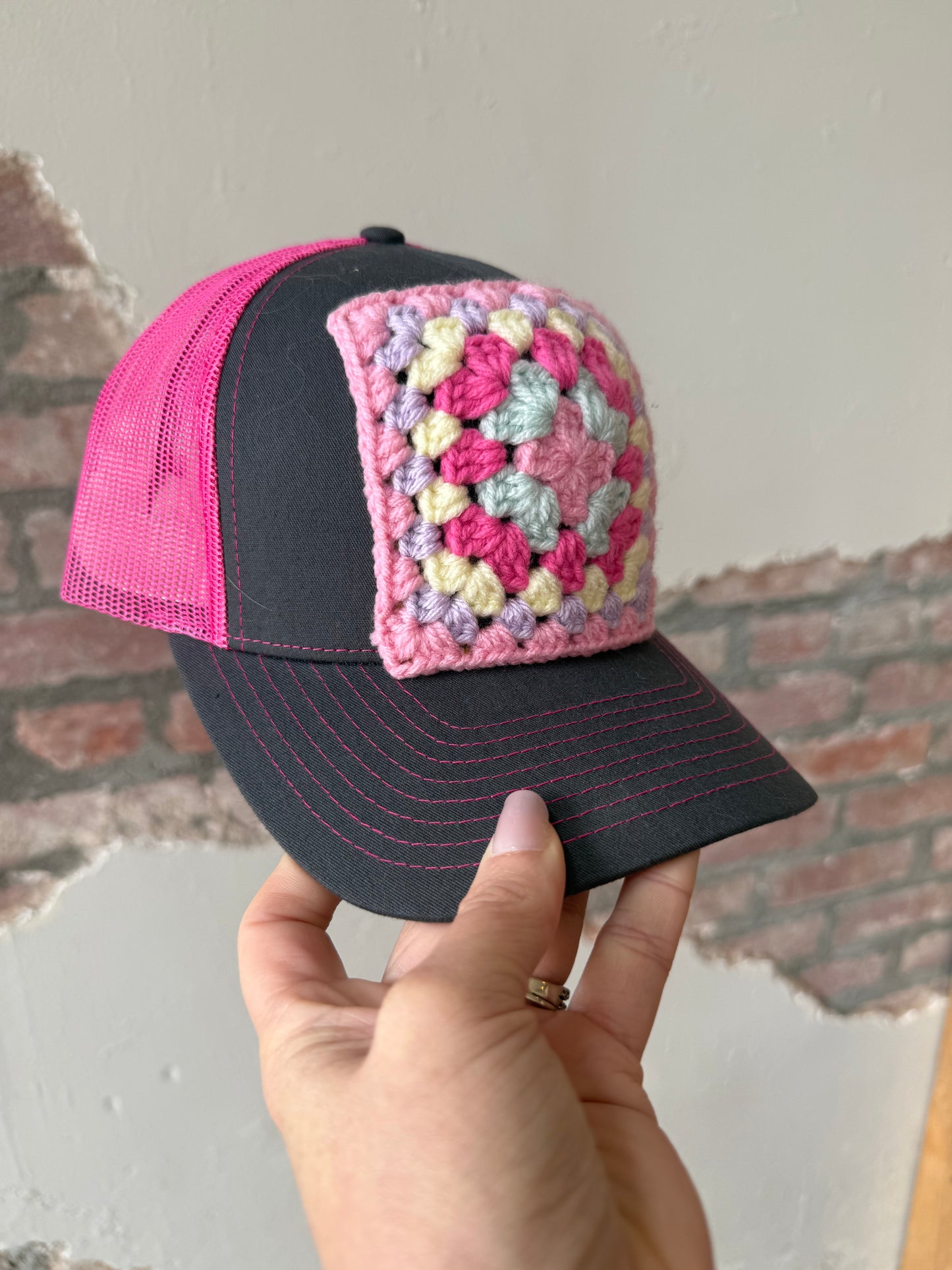 Granny Square Trucker Hat in Lt Pink/Lt Purple