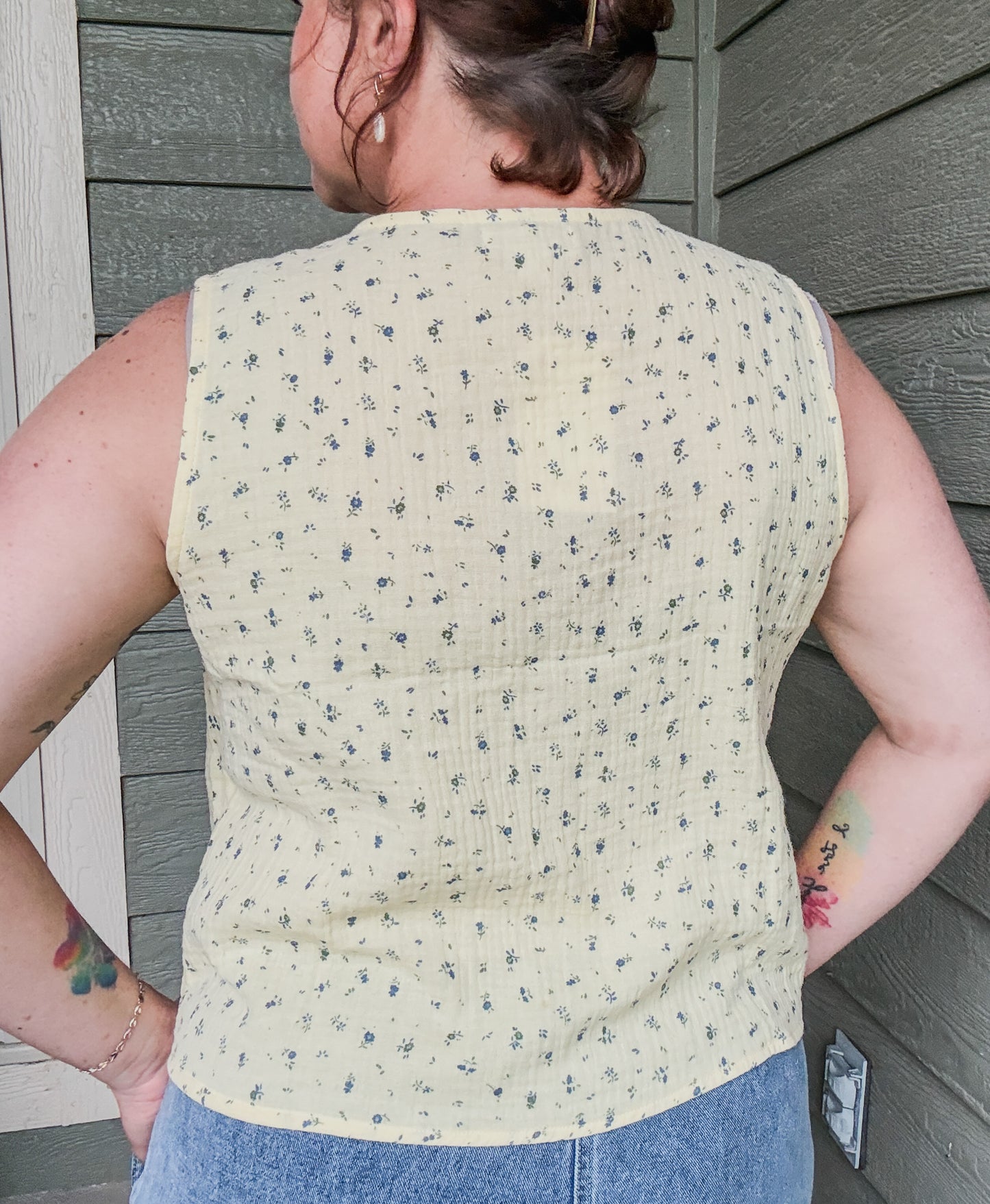 Sunny Meadow Top in Lemon