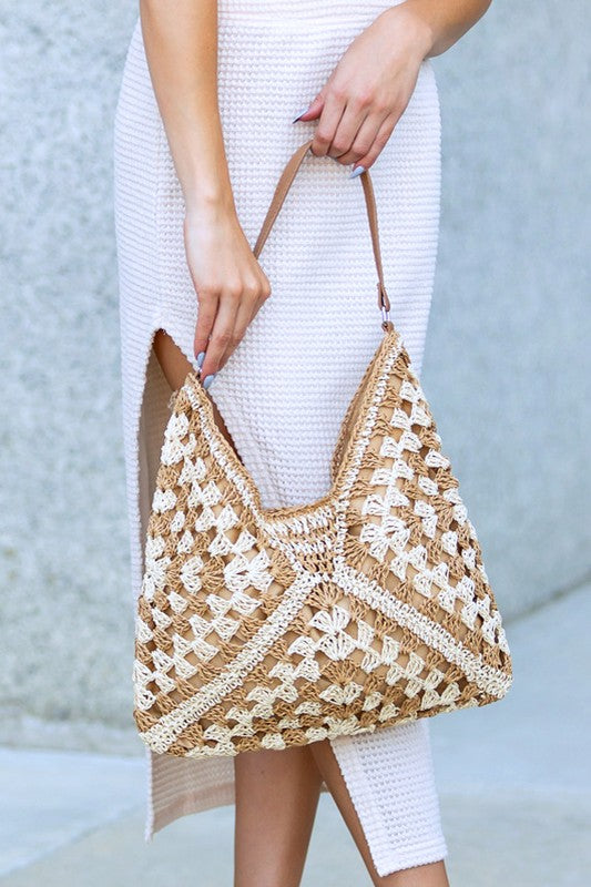 Seaside Woven Shoulder Bag in Khaki