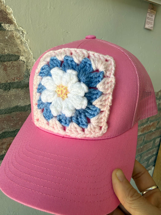 Granny Square Trucker Hat with White Daisy (Pink)