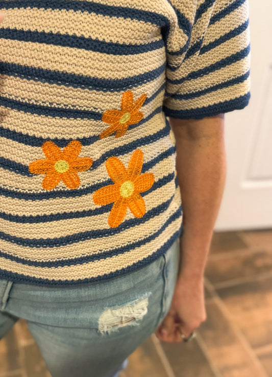 The Daisy Wave Top