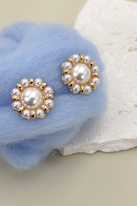 Flower Pearl Stud Earrings