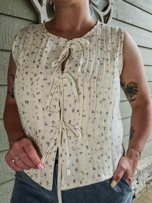 Sunny Meadow Top in Ivory