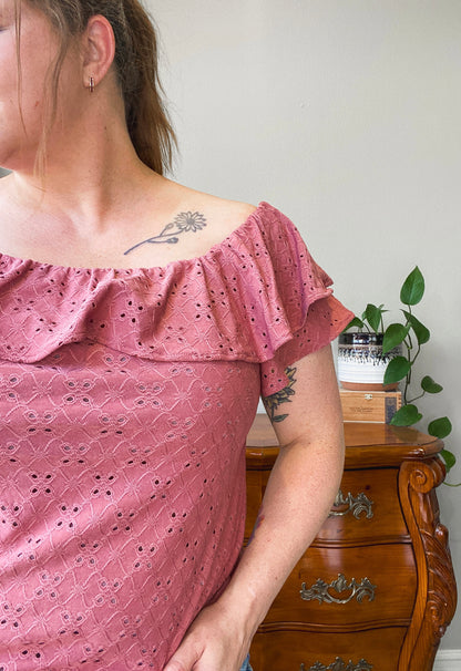 Willow Eyelet Off the Shoulder Top (Mauve)