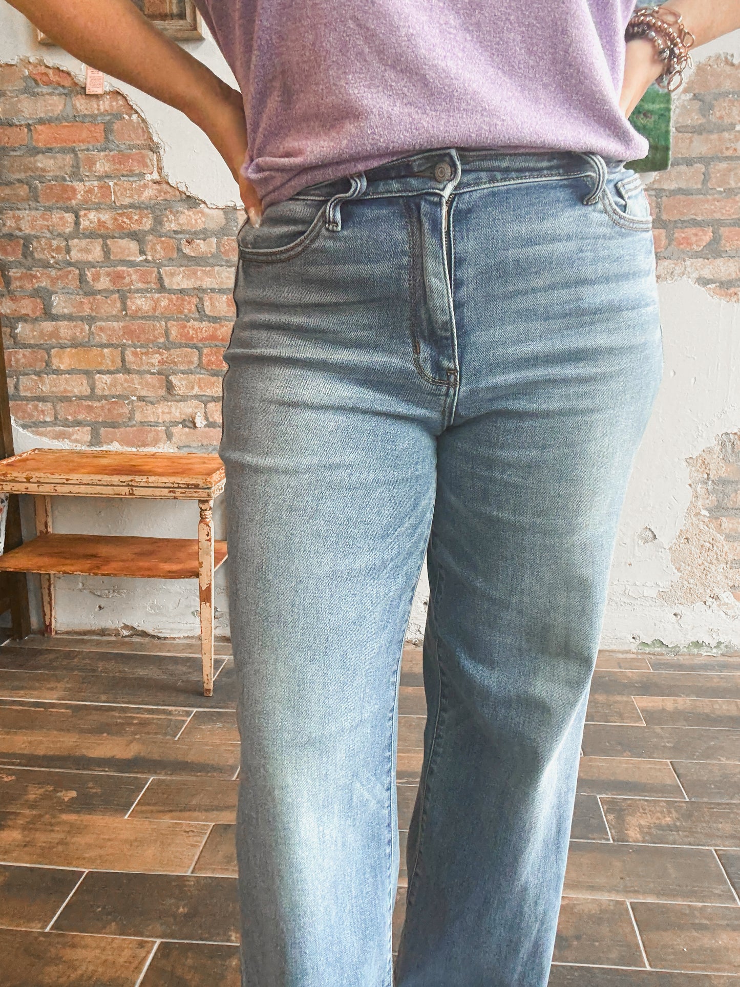 Classic Wide Leg Jeans - Judy Blue