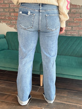 Load image into Gallery viewer, Leena Wide Leg Jeans
