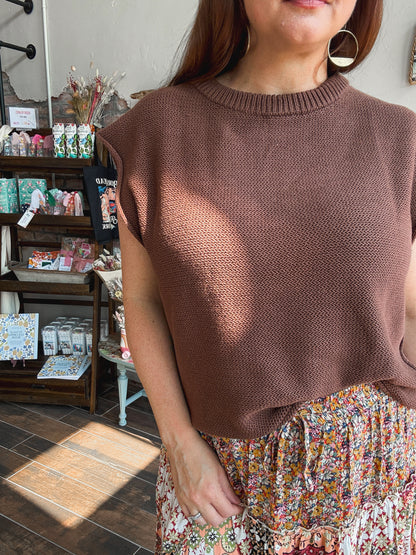 Harper Knit Vest in Brown