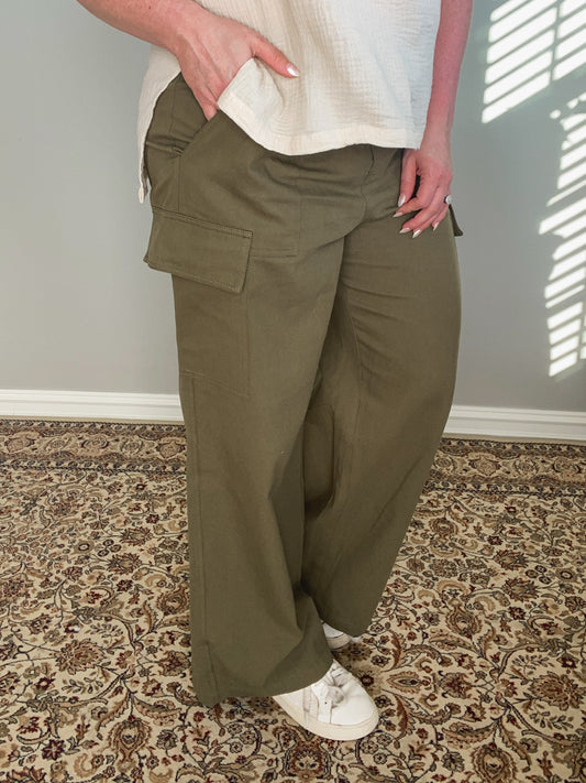 Portland Cargo Pants in Olive