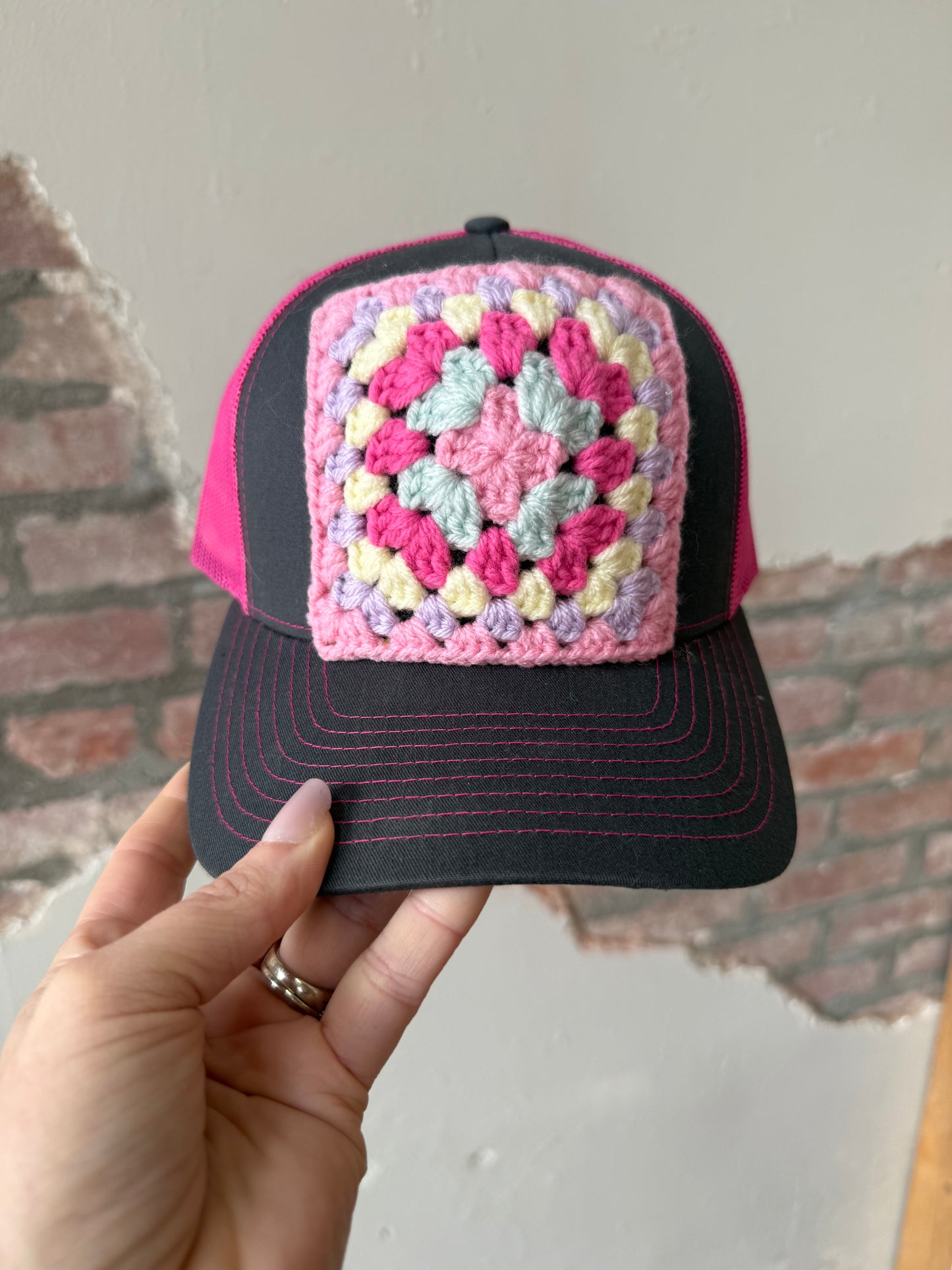 Granny Square Trucker Hat in Lt Pink/Lt Purple
