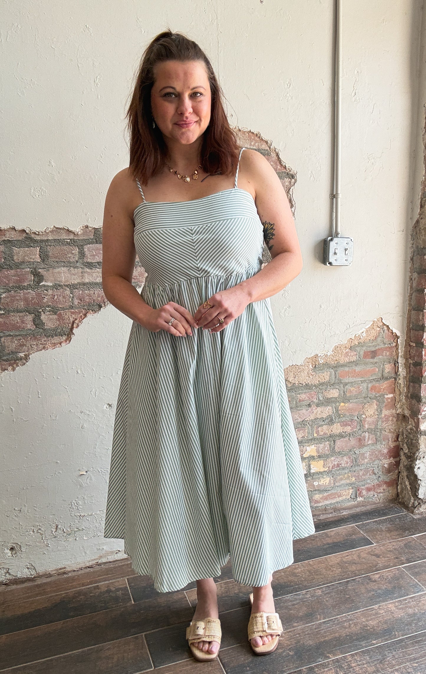 Everyday Breeze Midi Dress in Sage Green