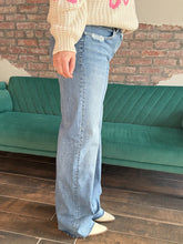 Load image into Gallery viewer, Leena Wide Leg Jeans
