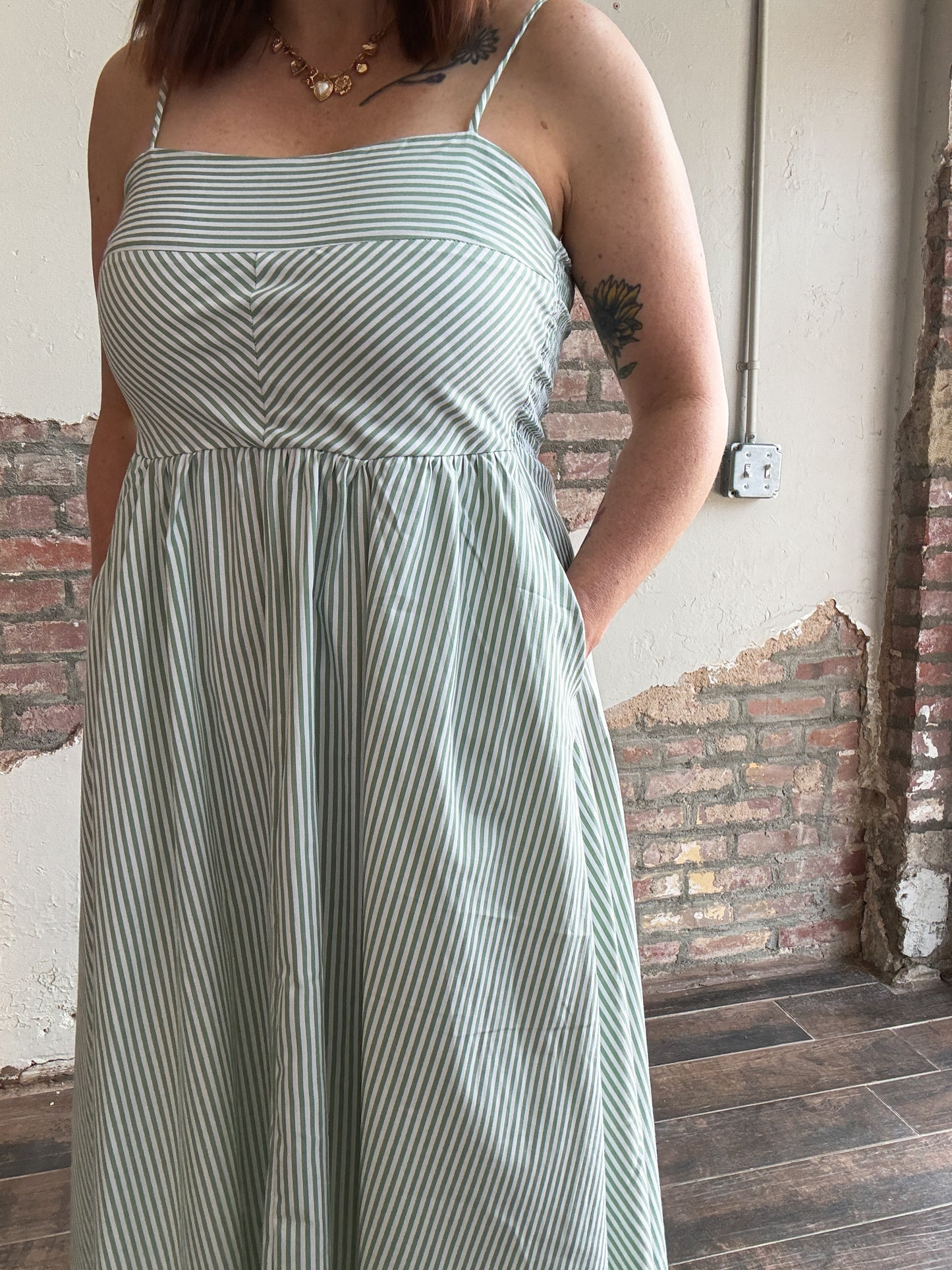 Everyday Breeze Midi Dress in Sage Green