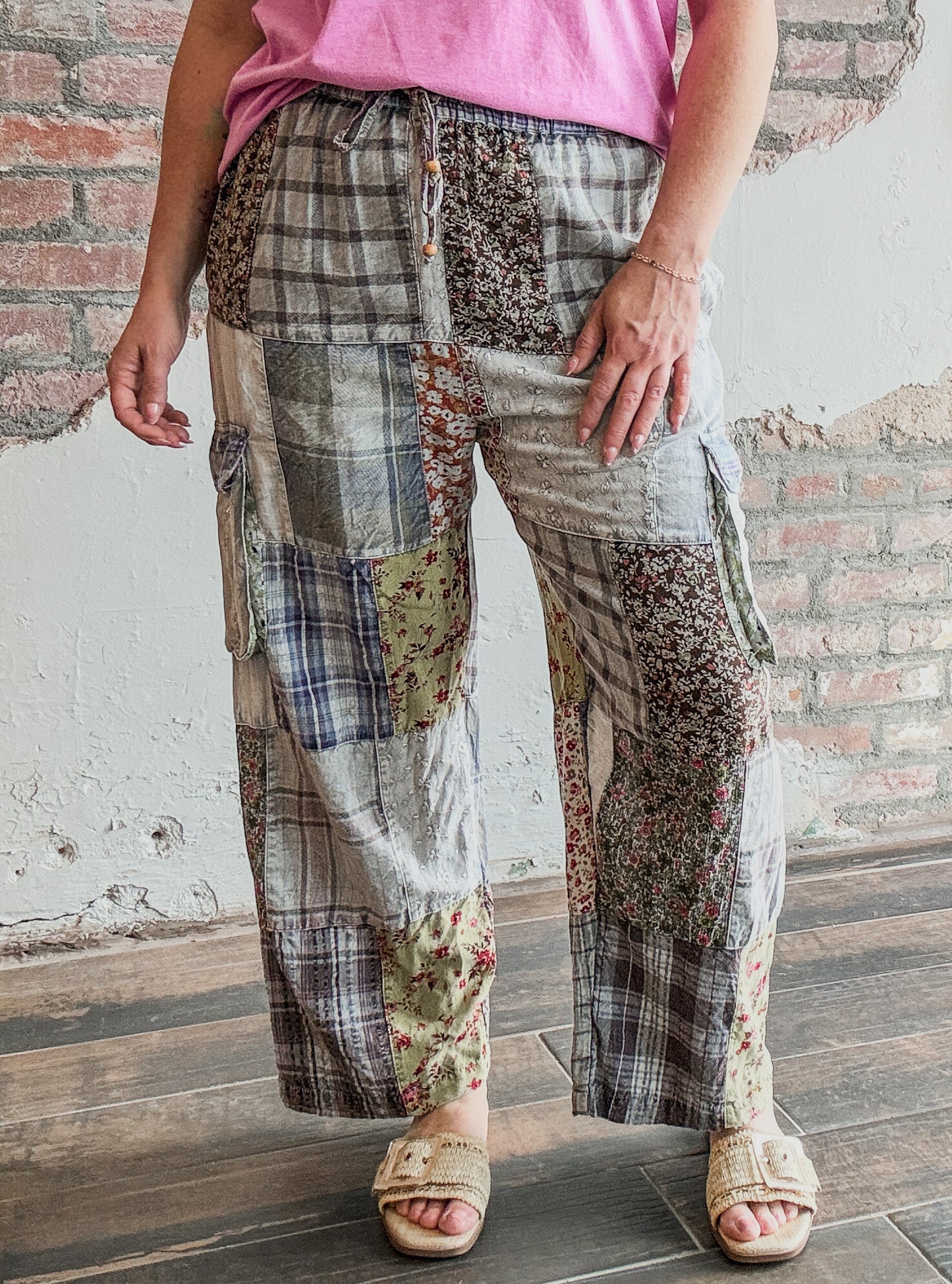 Patch Me if You Can Cargo Pants in Grey