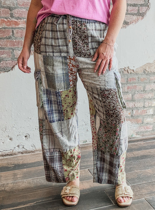 Patch Me if You Can Cargo Pants in Grey
