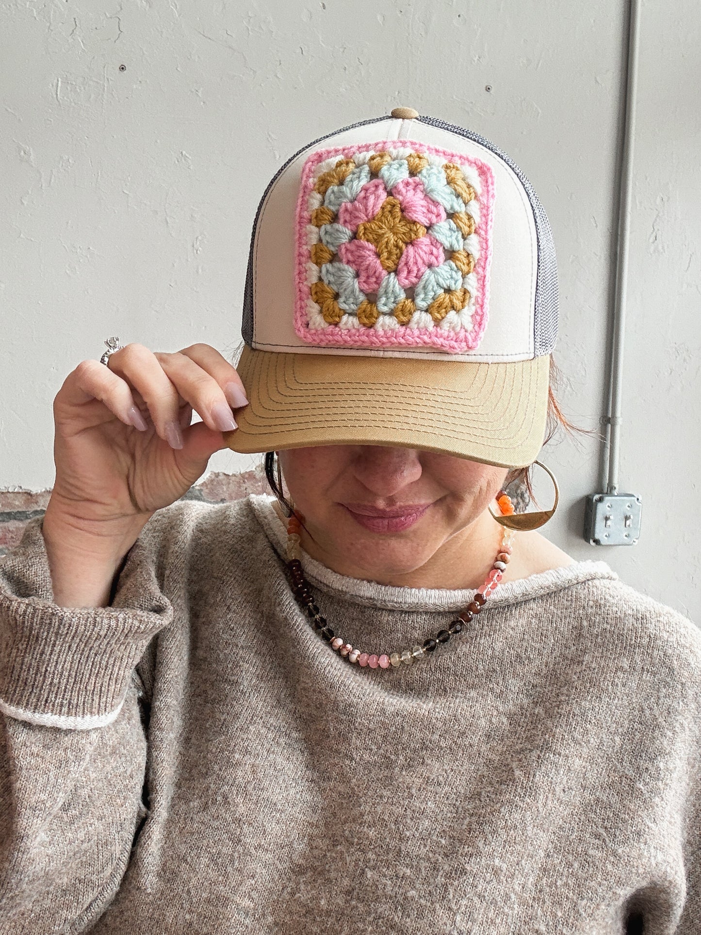 Granny Square Trucker Hat in Lt Pink/White