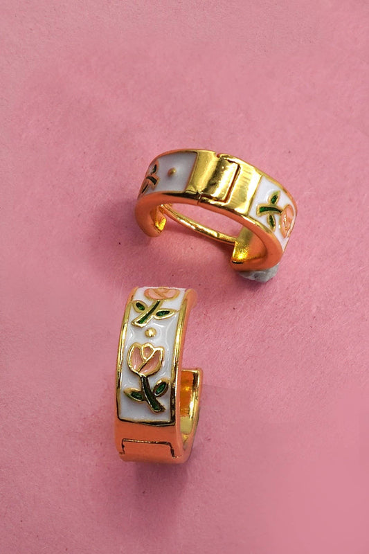 VINTAGE FLORAL HUGGIE HOOP EARRINGS