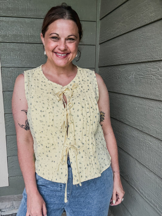 Sunny Meadow Top in Lemon