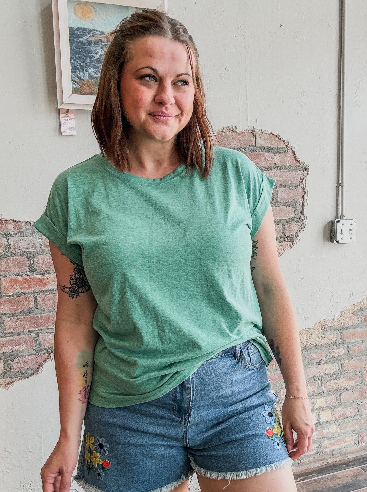 Everyday Basic Tee in Kelly Green