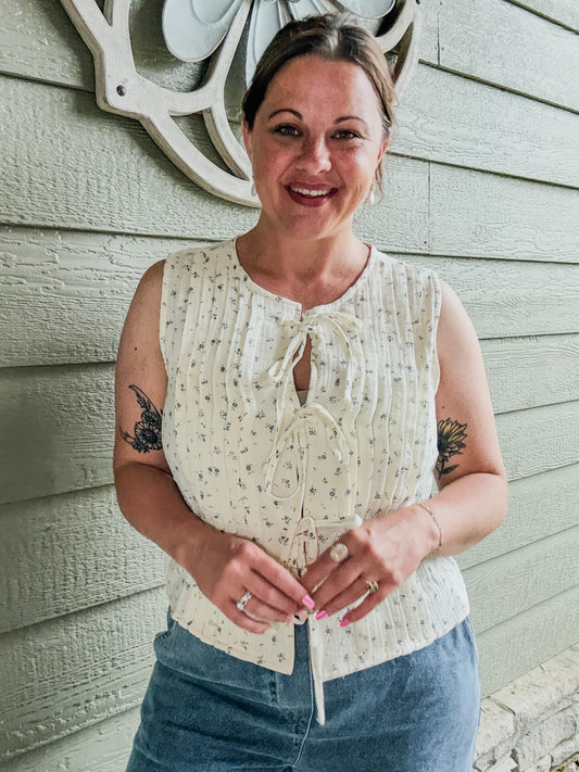 Sunny Meadow Top in Ivory