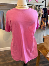 Load image into Gallery viewer, Classic Boyfriend Tee - Plus (Heather Mauve)
