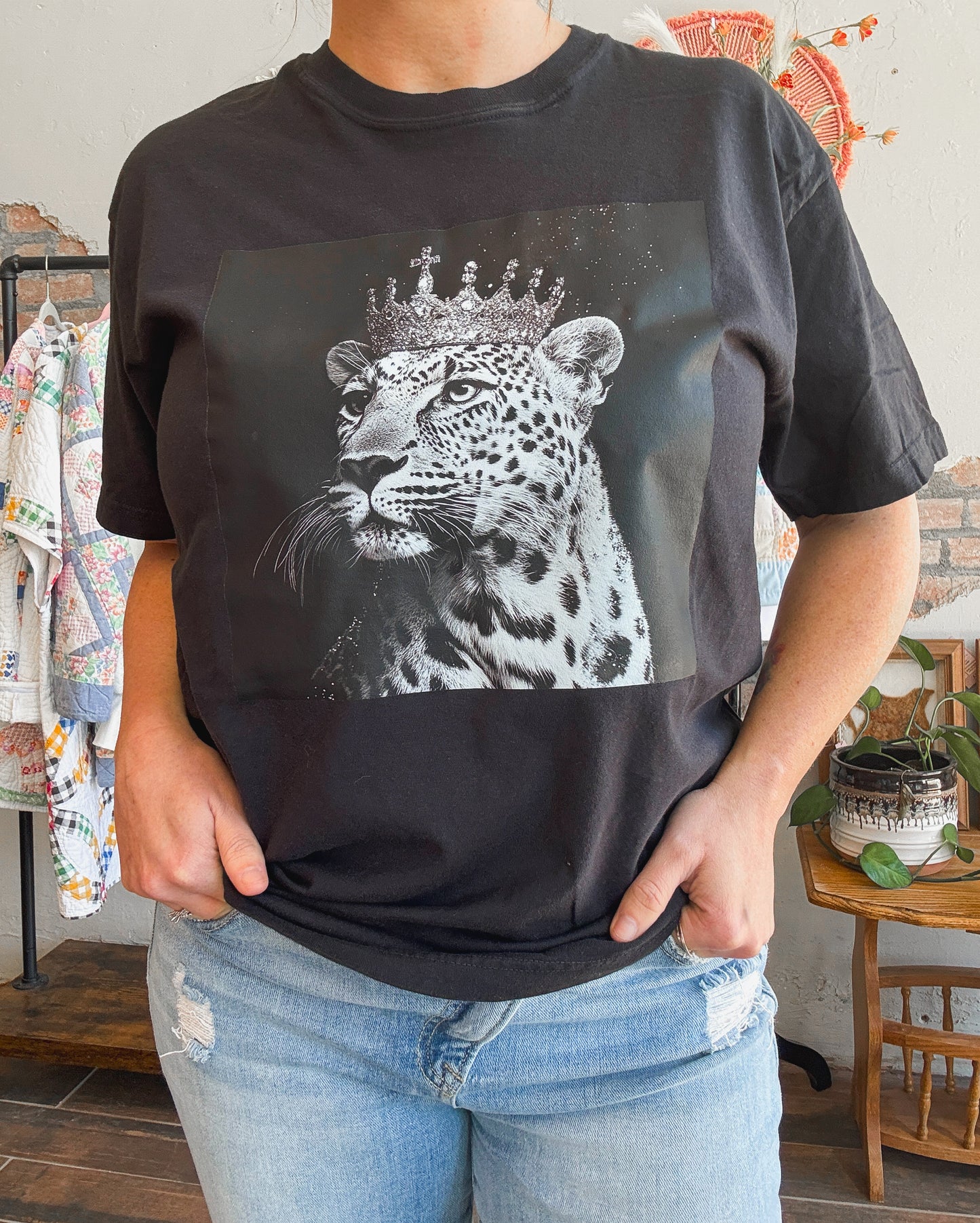 Leopard Queen Tee