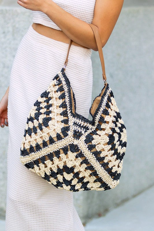 Seaside Woven Shoulder Bag in Black