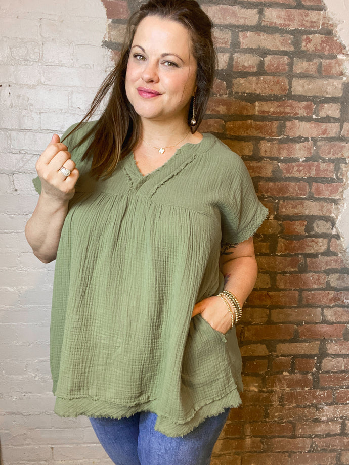 Crisp Breeze Tunic (Light Olive)