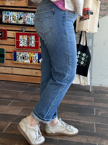 Everyday Ankle Straight Denim