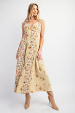 Load image into Gallery viewer, Ivy Floral Corduroy Dress
