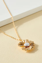 Load image into Gallery viewer, Daisy Pendant Necklace - Willow Avenue Boutique
